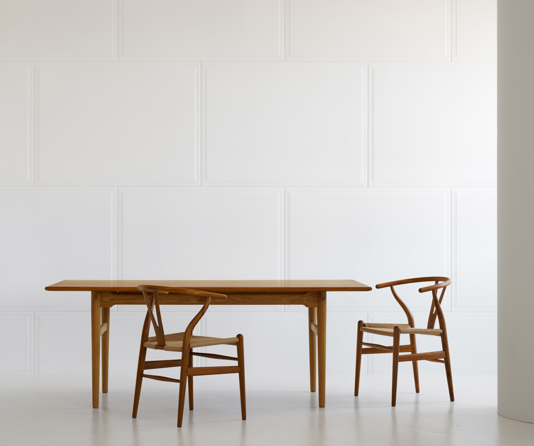 Carl hansen 2025 ch327 dining table