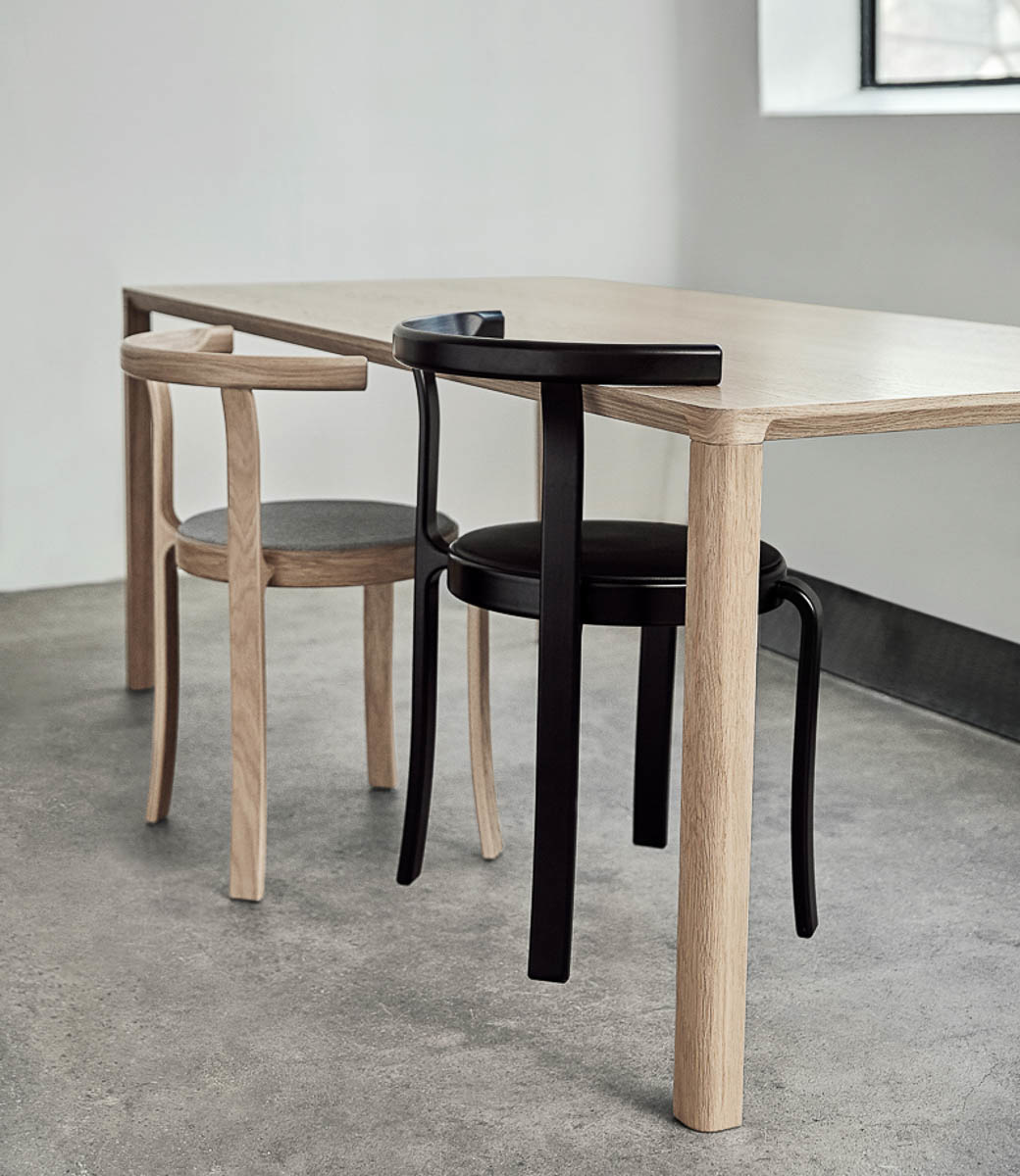 Magnus Olesen 8000 Series, Dining Chair MO8002 or Stool in Magnus Olesen 8000 Series, Dining Chair MO8002 or Stool in