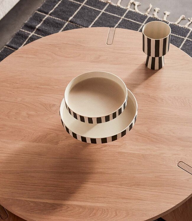 Oyoy Living Toppu Tray Small Zwart Wit