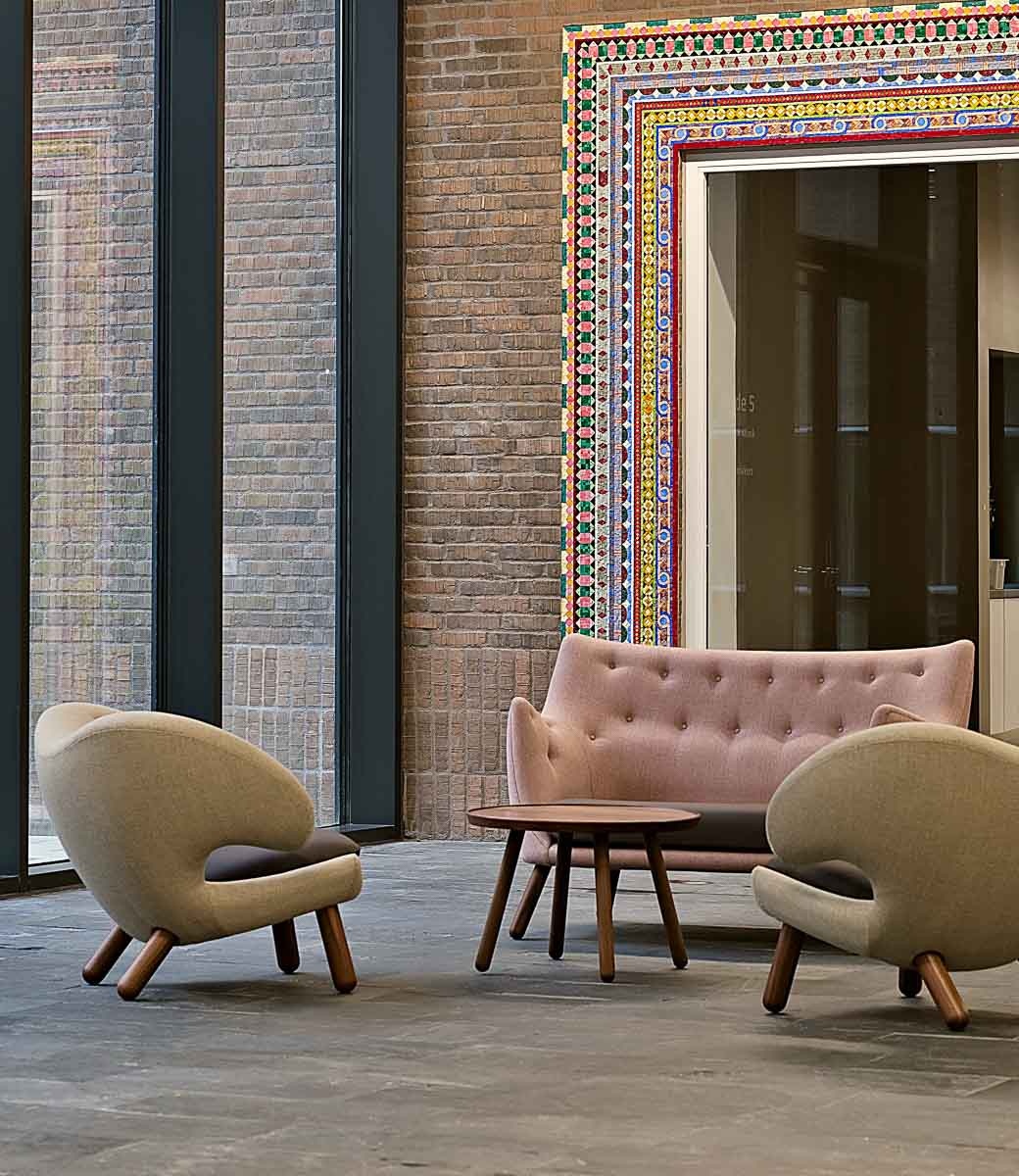 Pelican Table from House of Finn Juhl | North Sea Design in Vorden