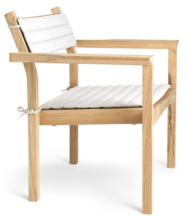 Carl Hansen & Søn AH601 Outdoor Lounge Chair
