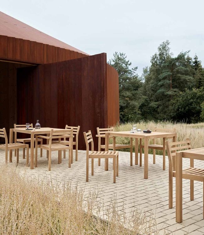 Carl Hansen & Søn AH902 Vierkante Tuintafel