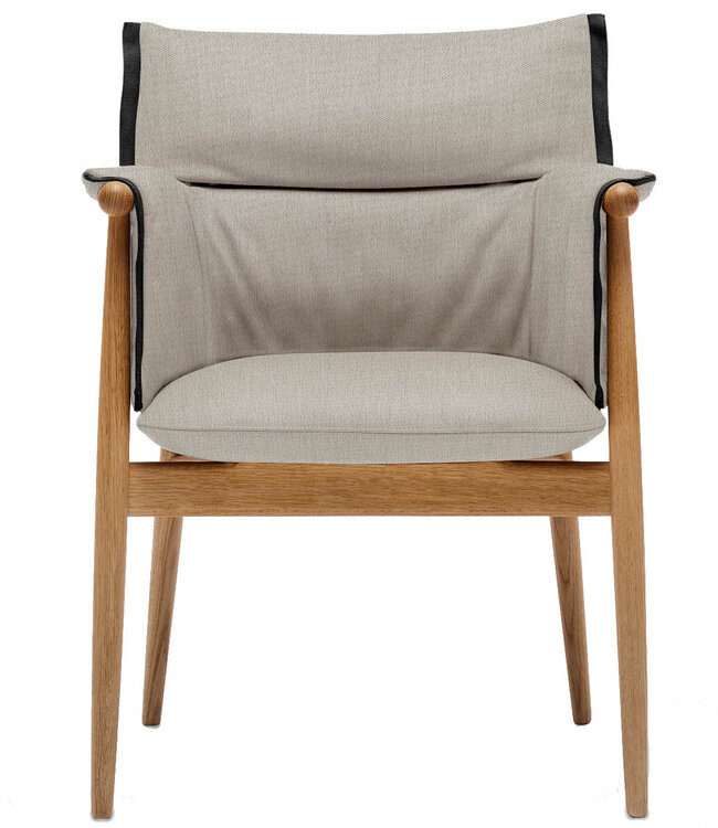 Carl Hansen & Søn E005 Eettafelstoel Embrace Chair