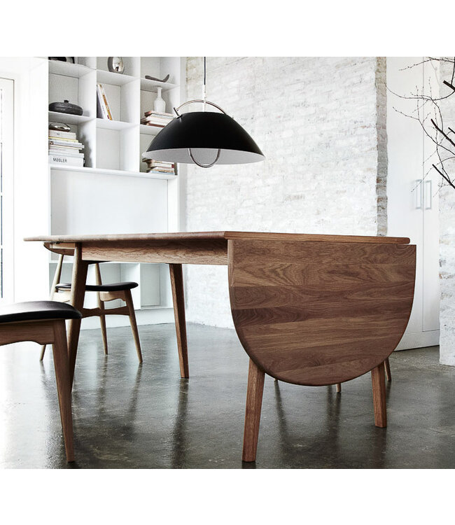 Carl Hansen & Søn CH006 Dining table