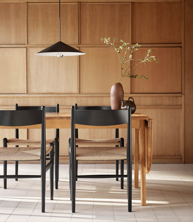 Carl Hansen & Søn CH006 Dining table