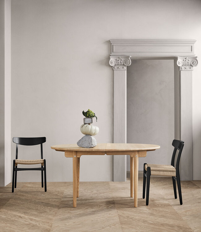Carl Hansen & Søn CH337 Eettafel