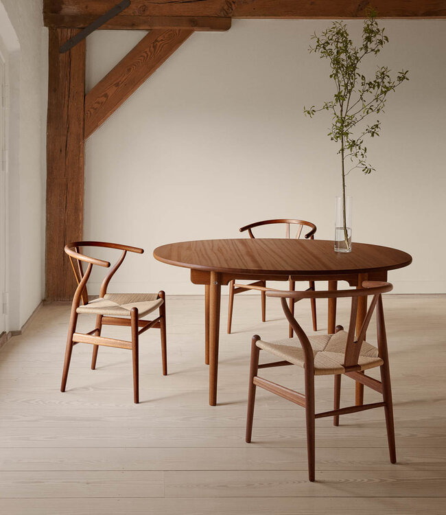 Carl Hansen & Søn CH337 Eettafel