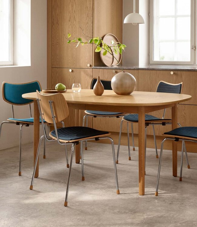 Carl Hansen & Søn OW224 Dining Table