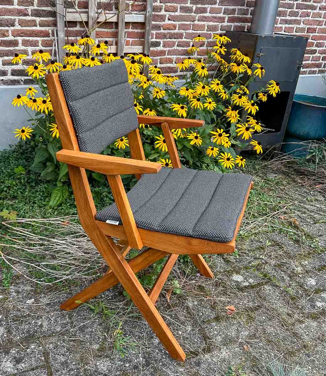 Showmodel Cane-line outdoor Foldable Armchair Flip at North Sea