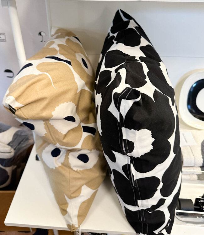 Marimekko Sierkussen Hoes Pieni Unikko