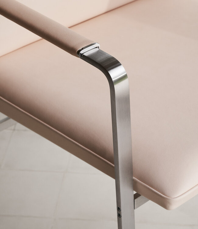 Carl Hansen & Søn CH111 Chair