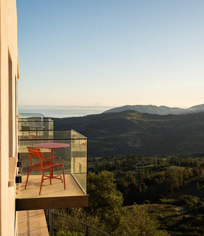 Houe Ronde Pico Tuintafel Vierpoot