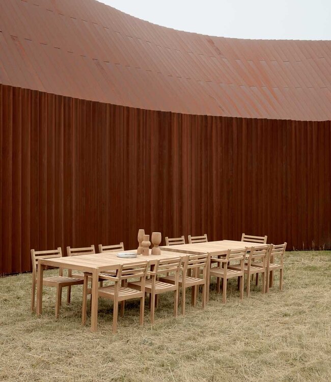 Carl Hansen & Søn AH902 Teak Outdoor Dinner table & chairs