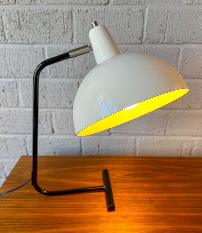 Anvia Sale Show model Desk lamp The Director no. 1501