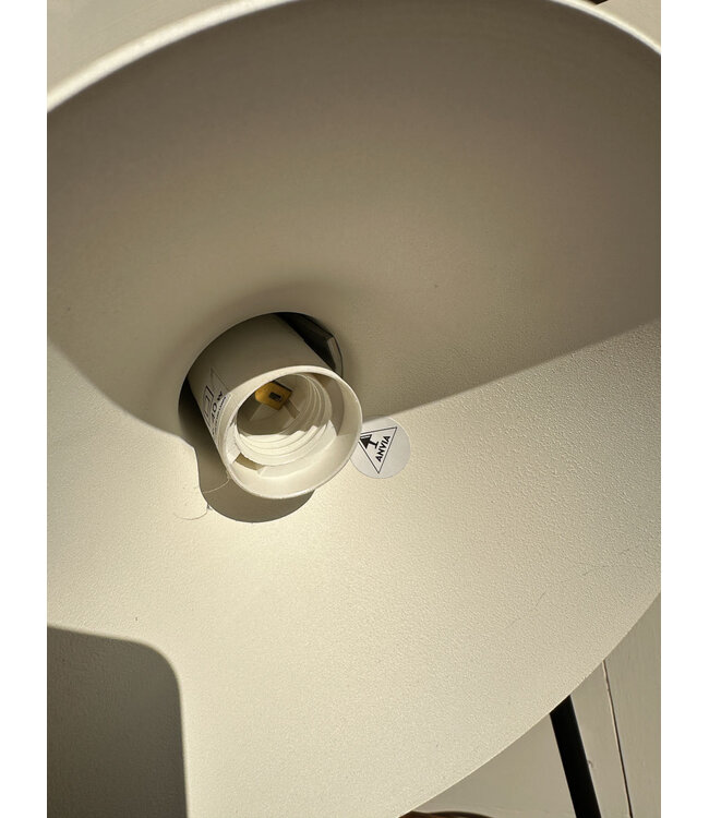 Anvia Sale Table lamp No. 1504 | The Attorney-in-fact