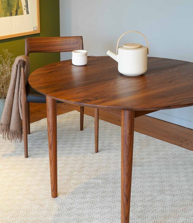 Bernh. Pedersen & Søn Ronde uitschuifbare eettafel BPS119