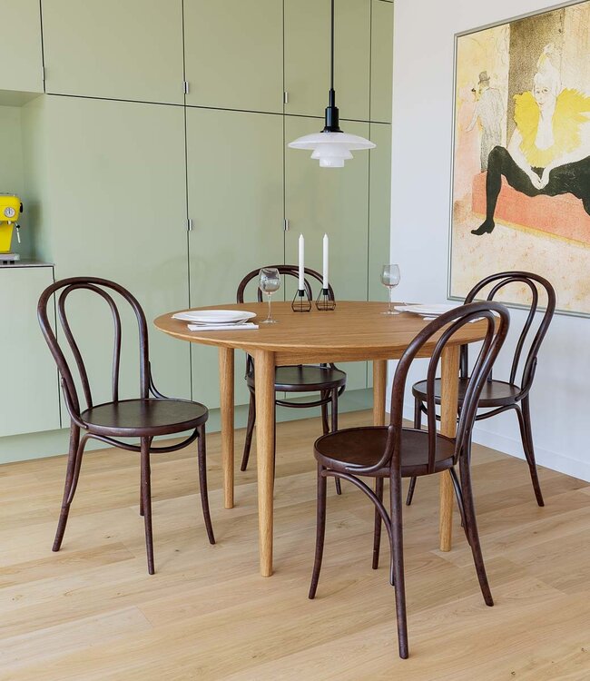 Bernh. Pedersen & Søn Ronde uitschuifbare eettafel BPS119