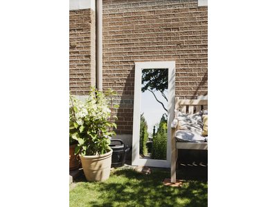Wood - Spiegel mit weißem Gerüstholzrahmen (geschliffen)