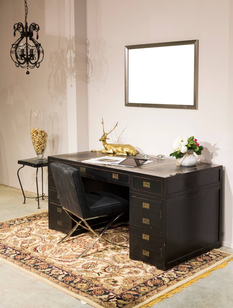 Design-Bilderrahmen in Edelstahlfarbe