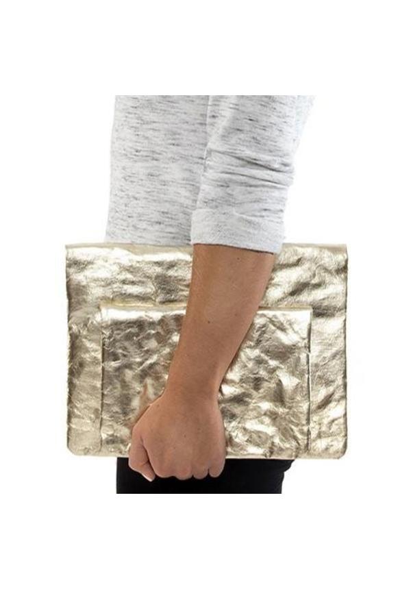 Maru Clutch Metallic