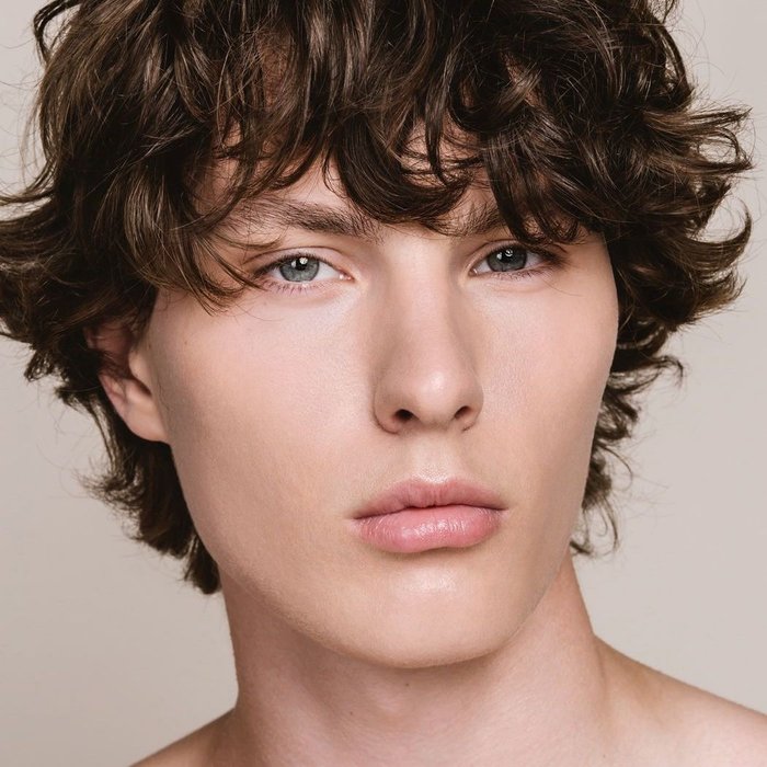 MÁDARA Skin Equal Soft Glow Liquid Foundation 20 Ivory SPF20