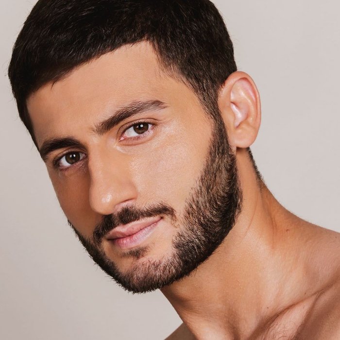 MÁDARA Skin Equal Soft Glow Liquid Foundation 50 Golden Sand SPF20