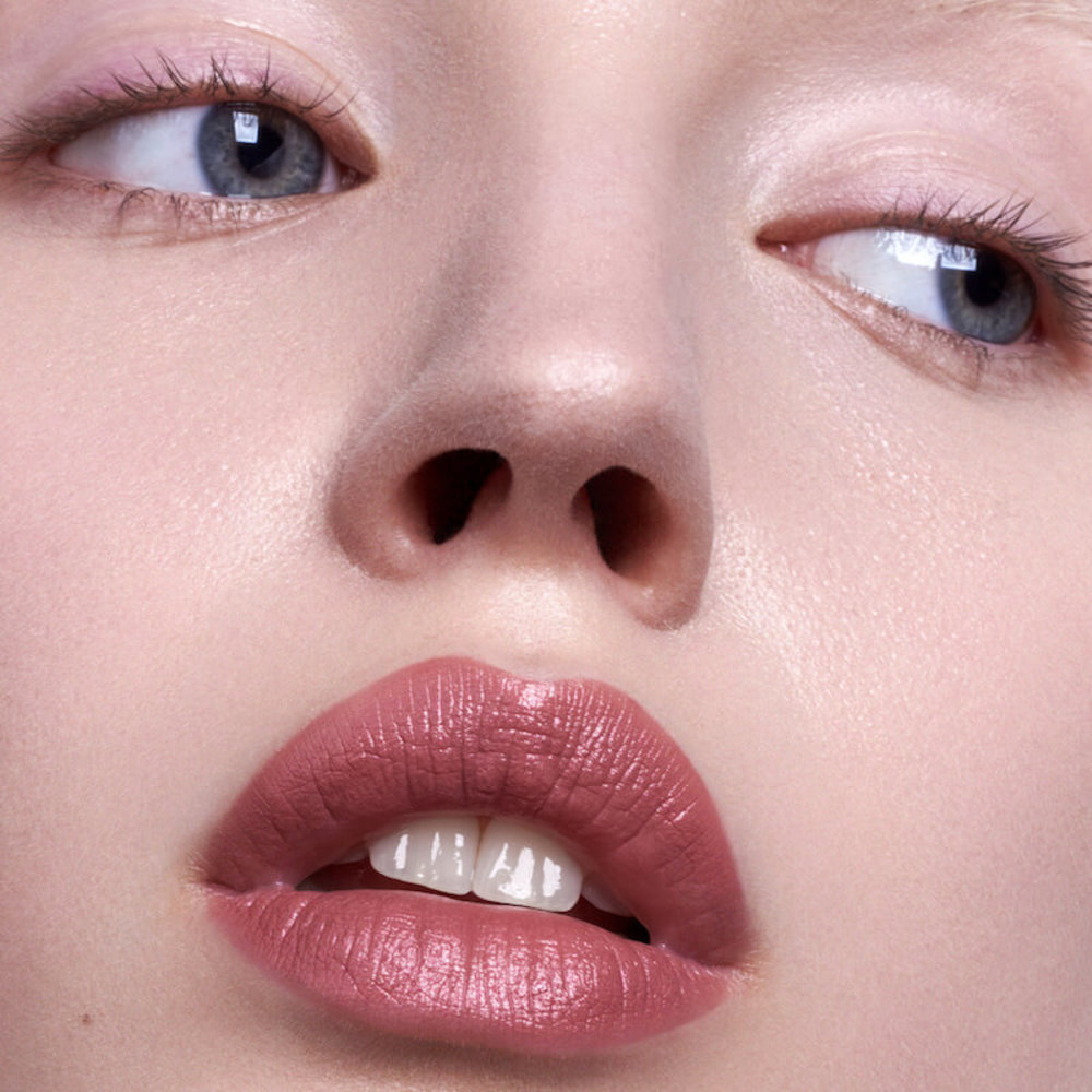 MÁDARA Velvet Wear Matte Cream Lipstick 31 Cool Nude MÁDARA Velvet Wear Matte Cream Lipstick 31 Cool Nude