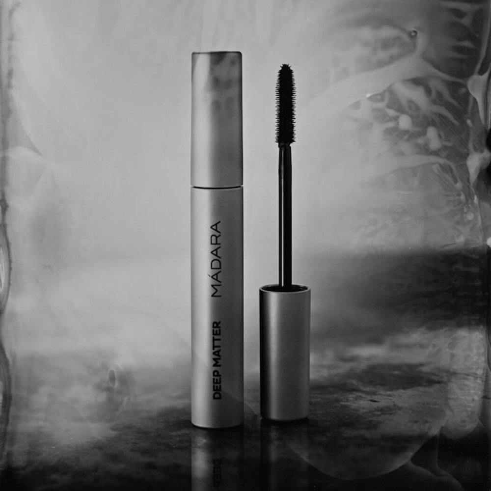 MÁDARA Deep Matter Bold Volume Mascara Schwarz MÁDARA Deep Matter Bold Volume Mascara Schwarz