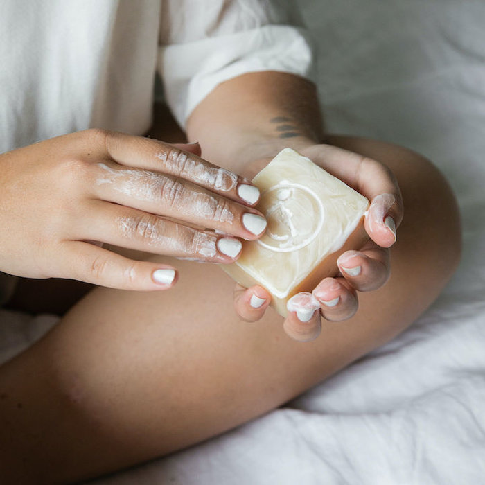 Flow Cosmetics Coconut Milk Shampoo Bar Flow Cosmetics Coconut Milk Shampoo Bar