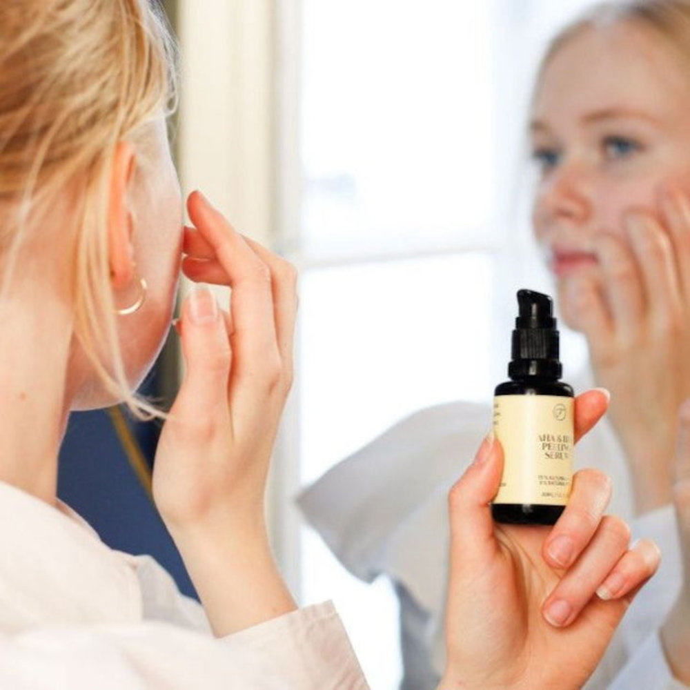 Flow Cosmetics AHA & BHA Peeling Serum Flow Cosmetics AHA & BHA Peeling Serum