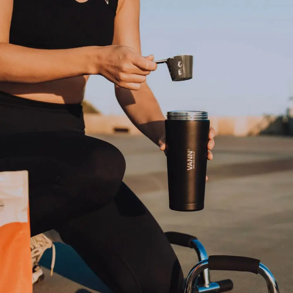 VANN 3-Walled Ultimate Stainless Steel Shaker Black 750 ML VANN 3-Walled Ultimate Stainless Steel Shaker Black 750 ML