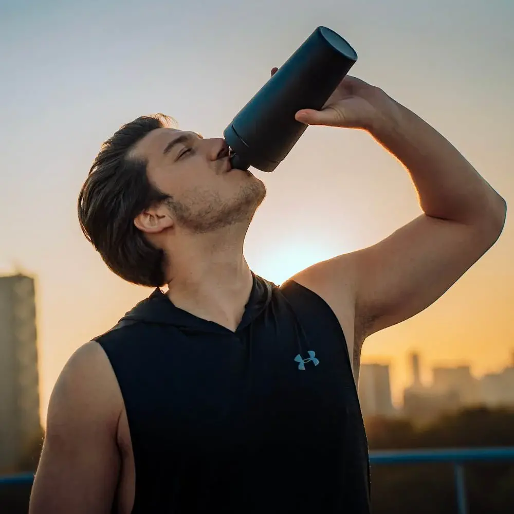 VANN 3-Walled Ultimate Stainless Steel Shaker Black 750 ML VANN 3-Walled Ultimate Stainless Steel Shaker Black 750 ML