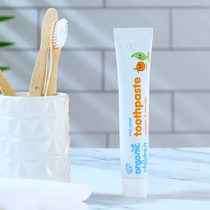 Green People Kids Toothpaste Mandarin & Aloë Vera without fluoride Green People Kids Toothpaste Mandarin & Aloë Vera without fluoride