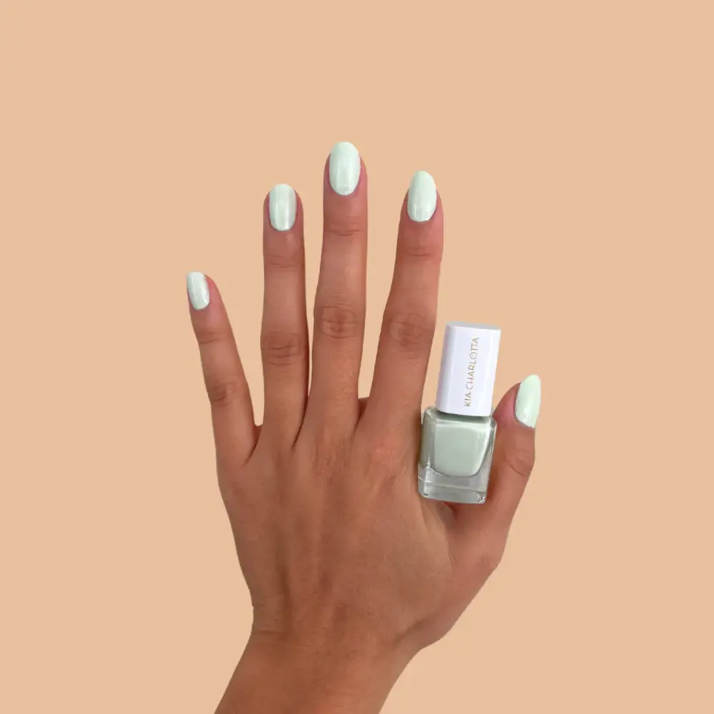 Kia Charlotta Optimism Nagellak Kia Charlotta Optimism Nagellak