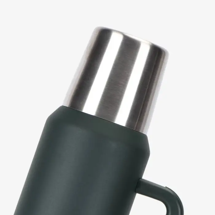 VANN Edelstahl-Thermoskanne 1,2 Liter VANN Edelstahl-Thermoskanne 1,2 Liter