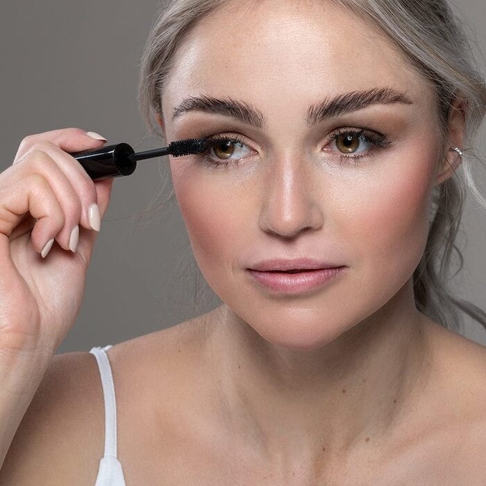 Benecos Mascara Maximum Volume Tiefschwarz Benecos Mascara Maximum Volume Tiefschwarz