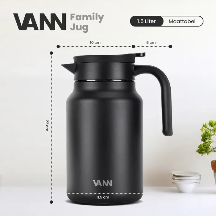 VANN 3-wandiger Edelstahl Familenkrug Schwarz 1,5 Liter VANN 3-wandiger Edelstahl Familenkrug Schwarz 1,5 Liter