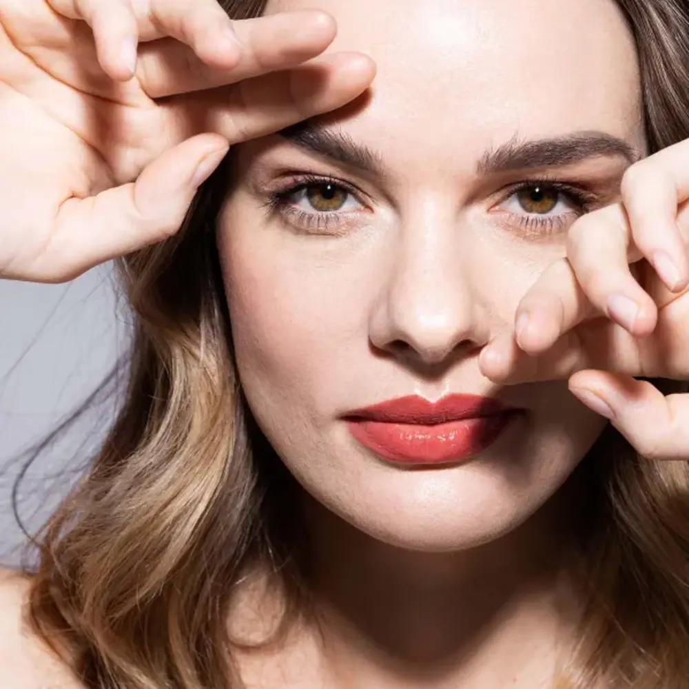 Uoga Uoga Lippenstift 615 Charmberry Uoga Uoga Lippenstift 615 Charmberry