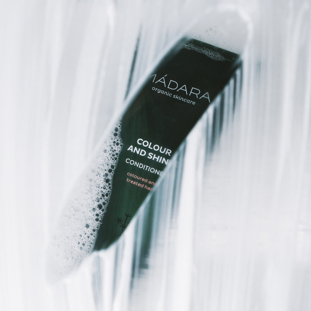 MÁDARA Farb- und Glanz-Conditioner