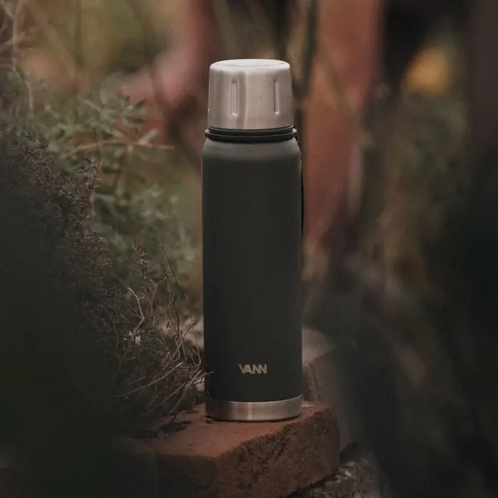 VANN Stainless Steel Thermos Bottle Black 500 ML VANN Stainless Steel Thermos Bottle Black 500 ML