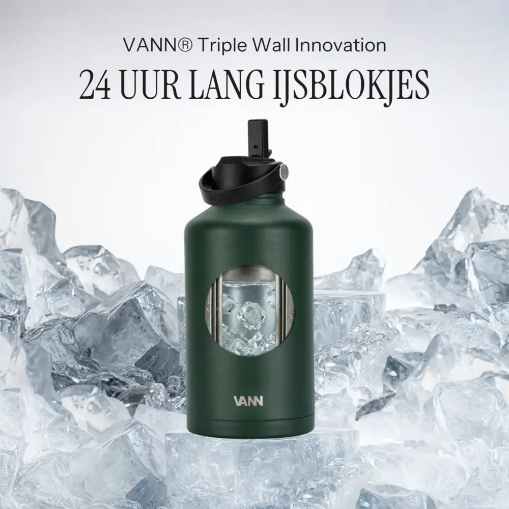 VANN 3-Wandige Ultimate RVS Drinkfles Dark Forest 2 Liter VANN 3-Wandige Ultimate RVS Drinkfles Dark Forest 2 Liter