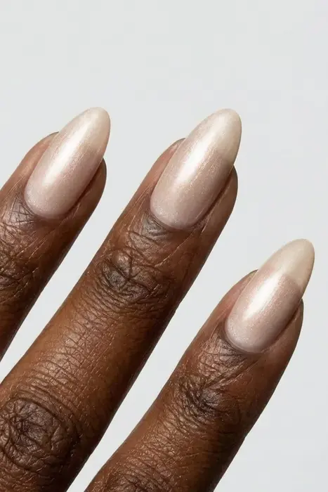 Gitti Skinified Nail Tint 01 Cream Blush Gitti Skinified Nail Tint 01 Cream Blush