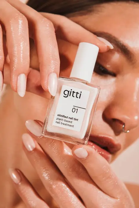 Gitti Skinified Nail Tint 01 Cream Blush Gitti Skinified Nail Tint 01 Cream Blush