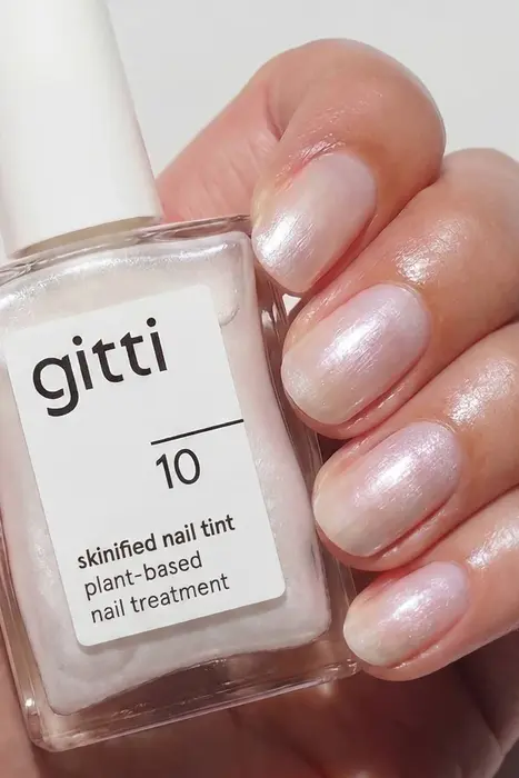 Gitti Skinified Nail Tint 10 Pearly White Gitti Skinified Nail Tint 10 Pearly White