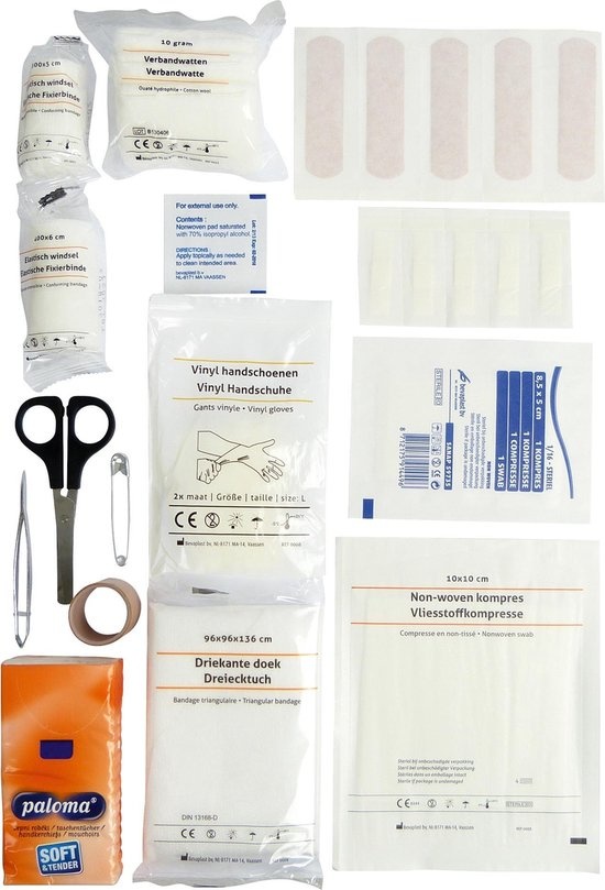 Carpoint First-Aid Kit - First Aid Set - Tourist - 21-piece