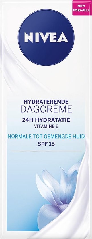 NIVEA Essentials Hydrating Normal bis Mischhaut SPF 15 - 50 ml - Tagescreme