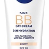 NIVEA Essentials BB Cream Light SPF 15 - 50 ml - Dagcrème - Verpakking beschadigd