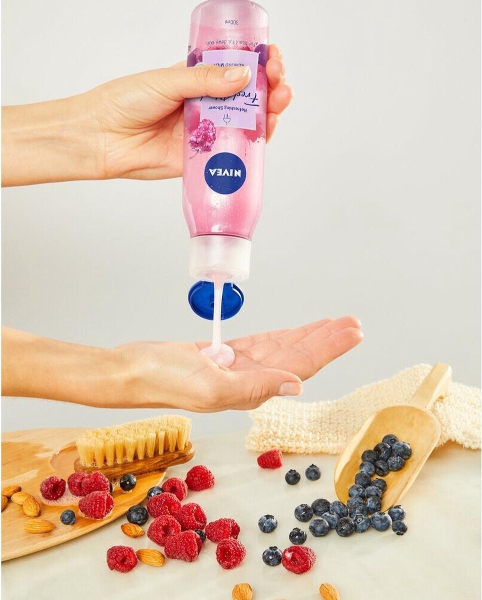 Nivea Fresh Blends Shower Gel Raspberry 300 ml