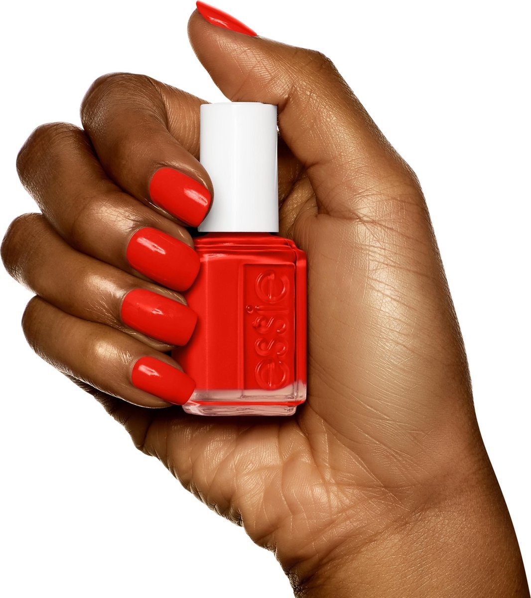 Essie Russian Roulette 61 - Rood - Nagellak