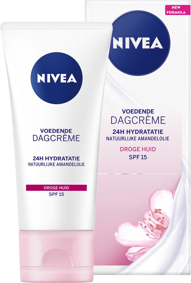 NIVEA Essentials Feuchtigkeitsspendende Tagescreme SPF15 trockene Haut - 50 ml